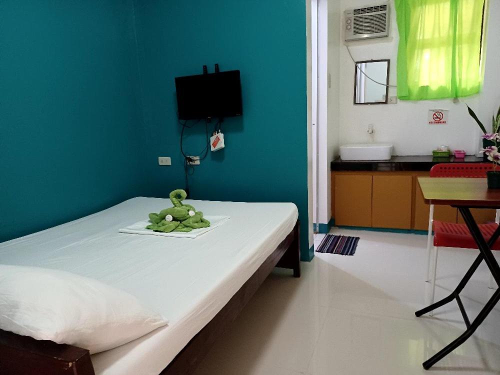Pete'S Inn Roxas City Kültér fotó