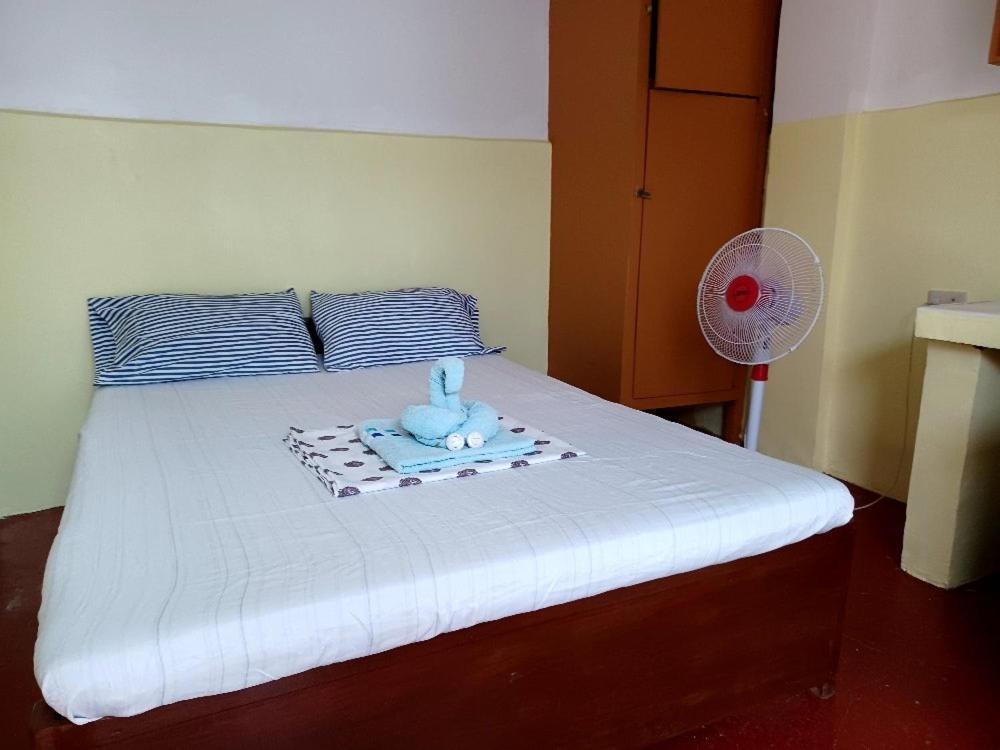 Pete'S Inn Roxas City Kültér fotó